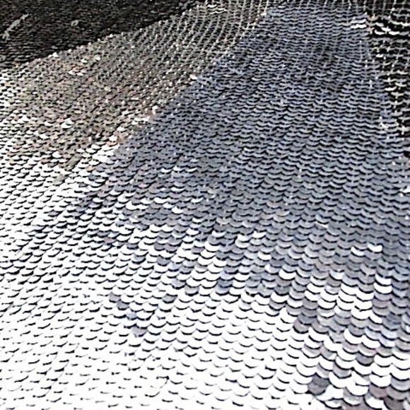 VTG Silver&Black Sequined Stretch Top, Size S/M - Picture 7 of 7